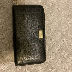 Kate spade wallet, used good condition.